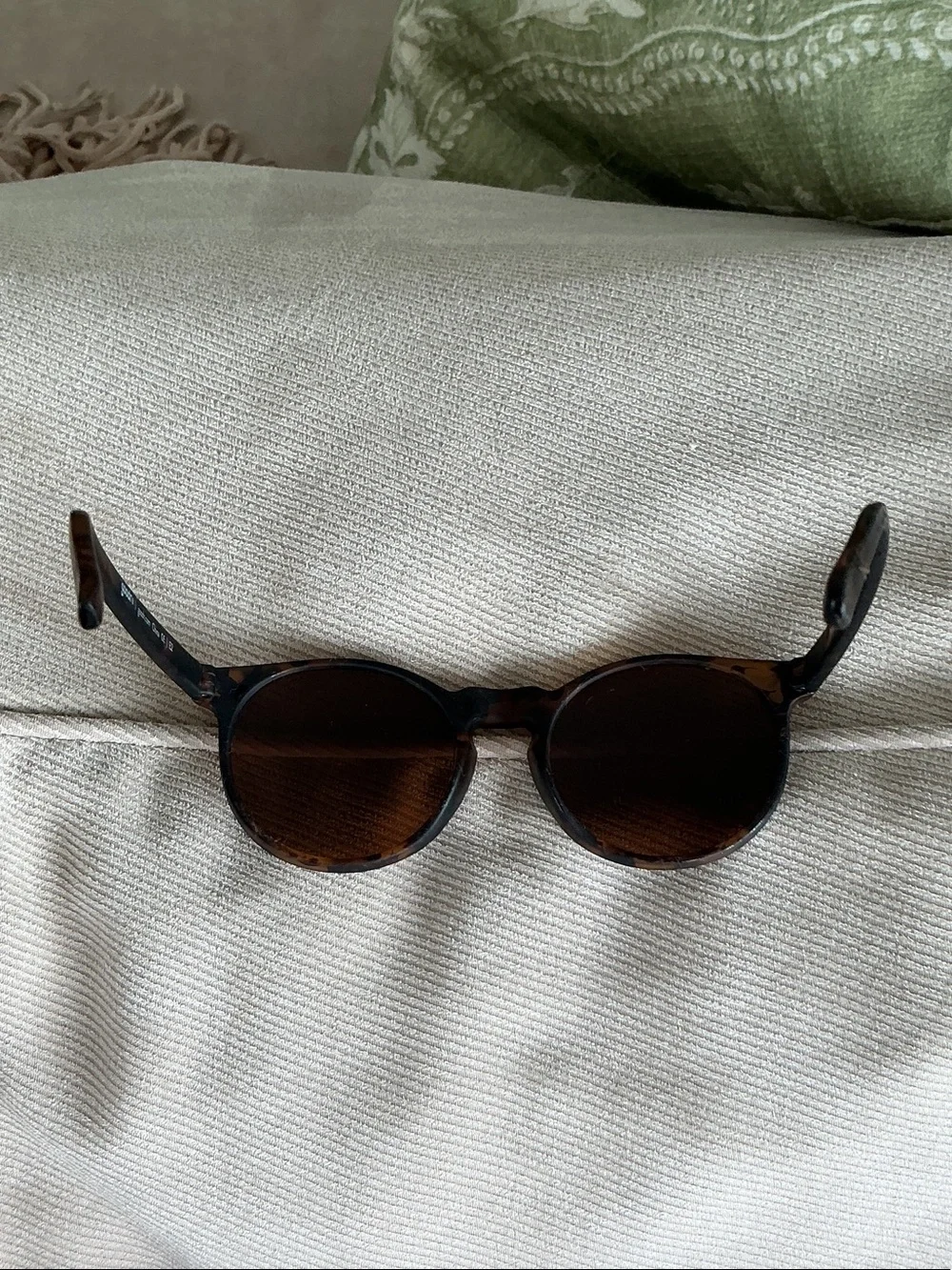 Tortoiseshell Round Men's Sunglasses - Brown Lenses by Goodr